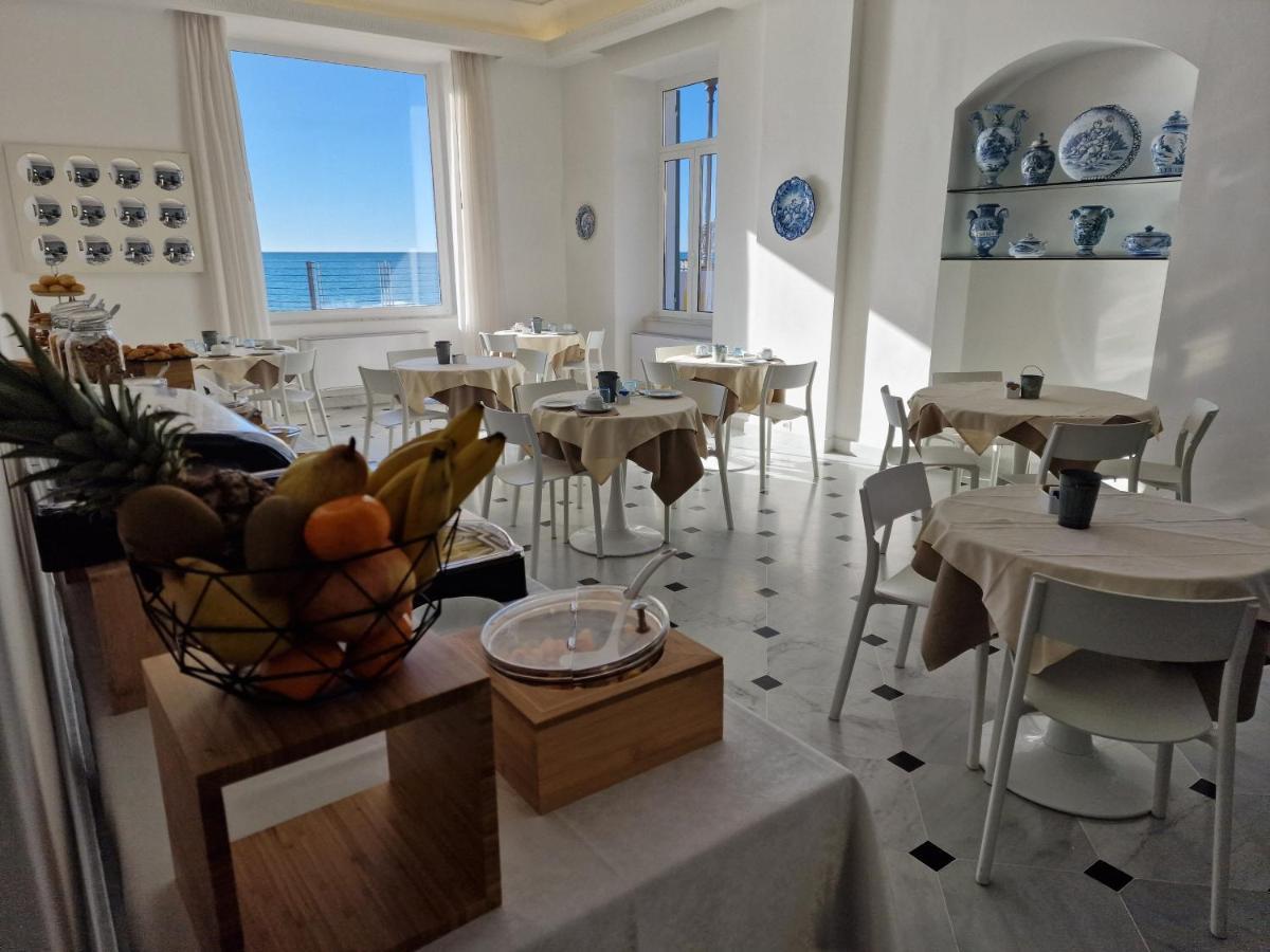 Hotel Miramare Spotorno Dış mekan fotoğraf