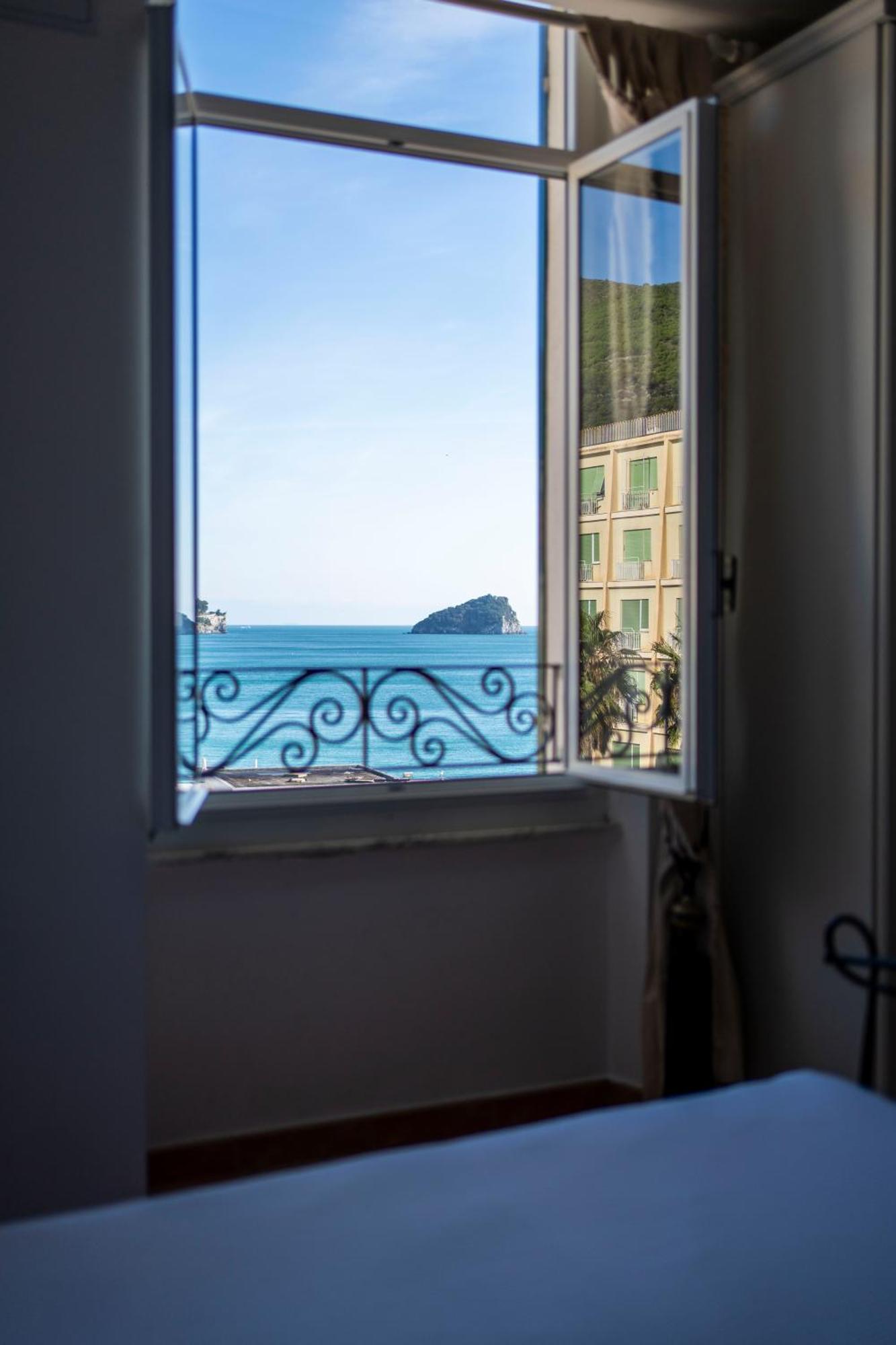 Hotel Miramare Spotorno Dış mekan fotoğraf
