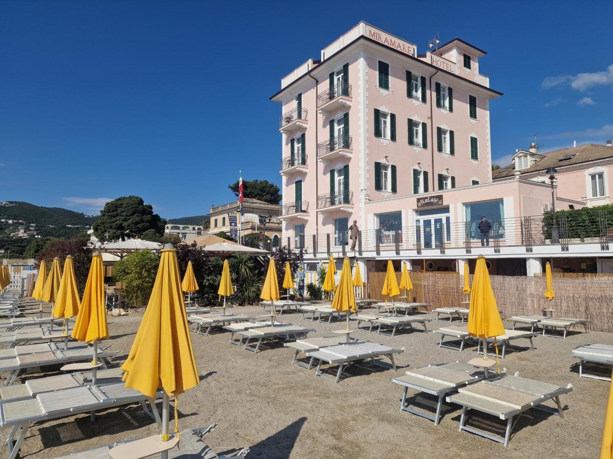 Hotel Miramare Spotorno Dış mekan fotoğraf