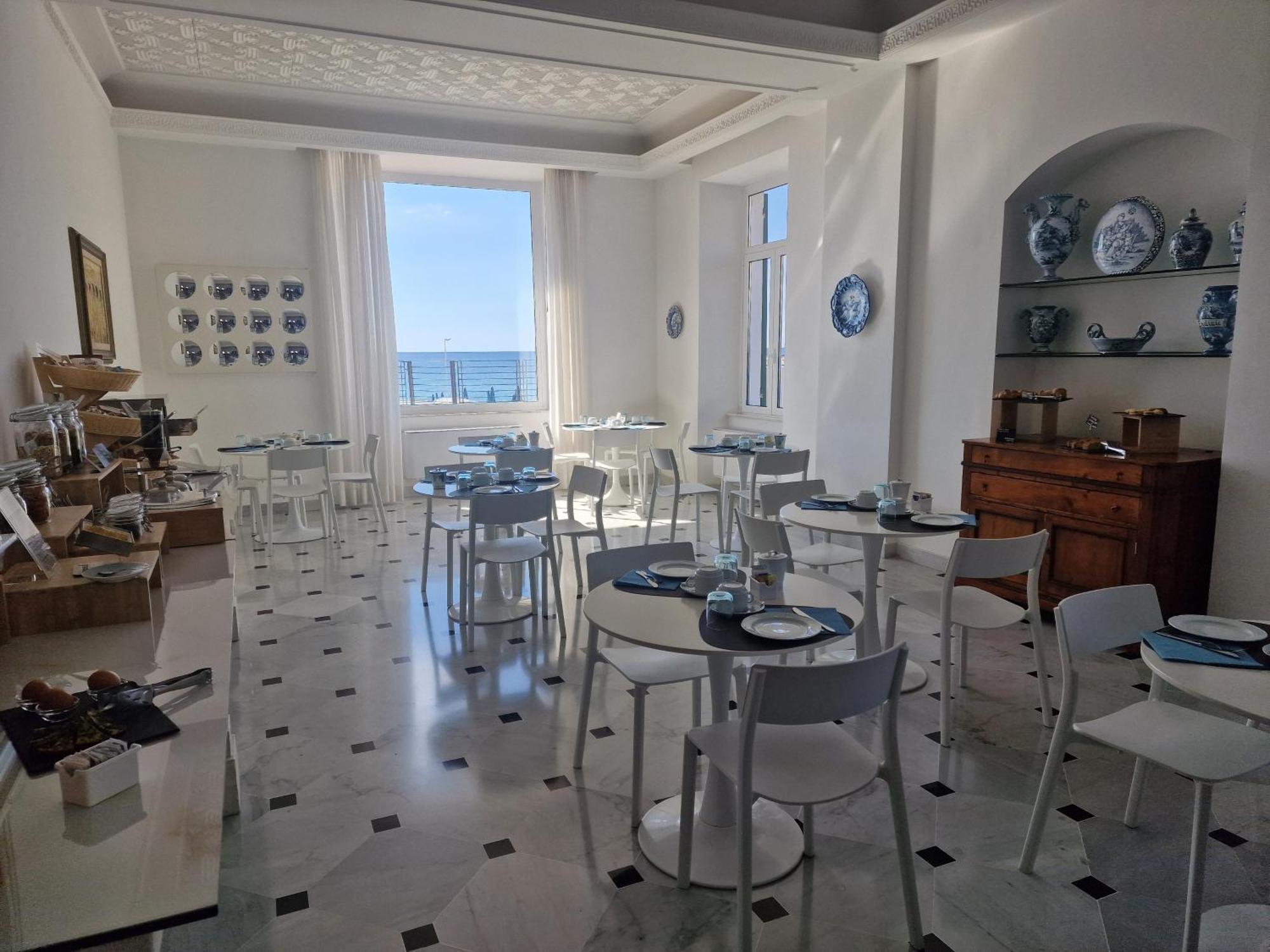 Hotel Miramare Spotorno Dış mekan fotoğraf