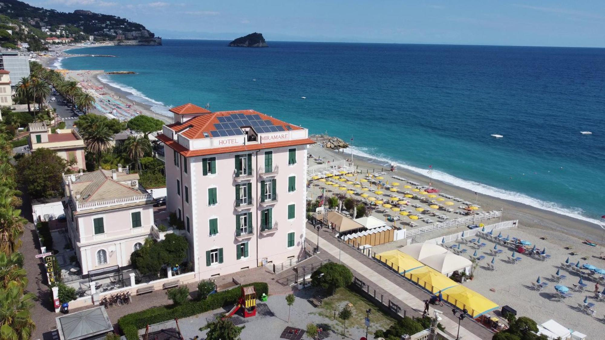 Hotel Miramare Spotorno Dış mekan fotoğraf